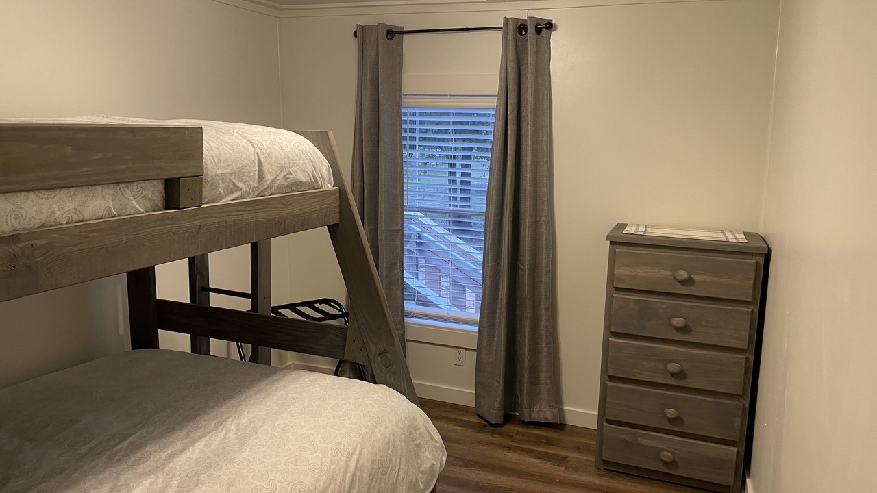 Photo of Bedroom in Leesville