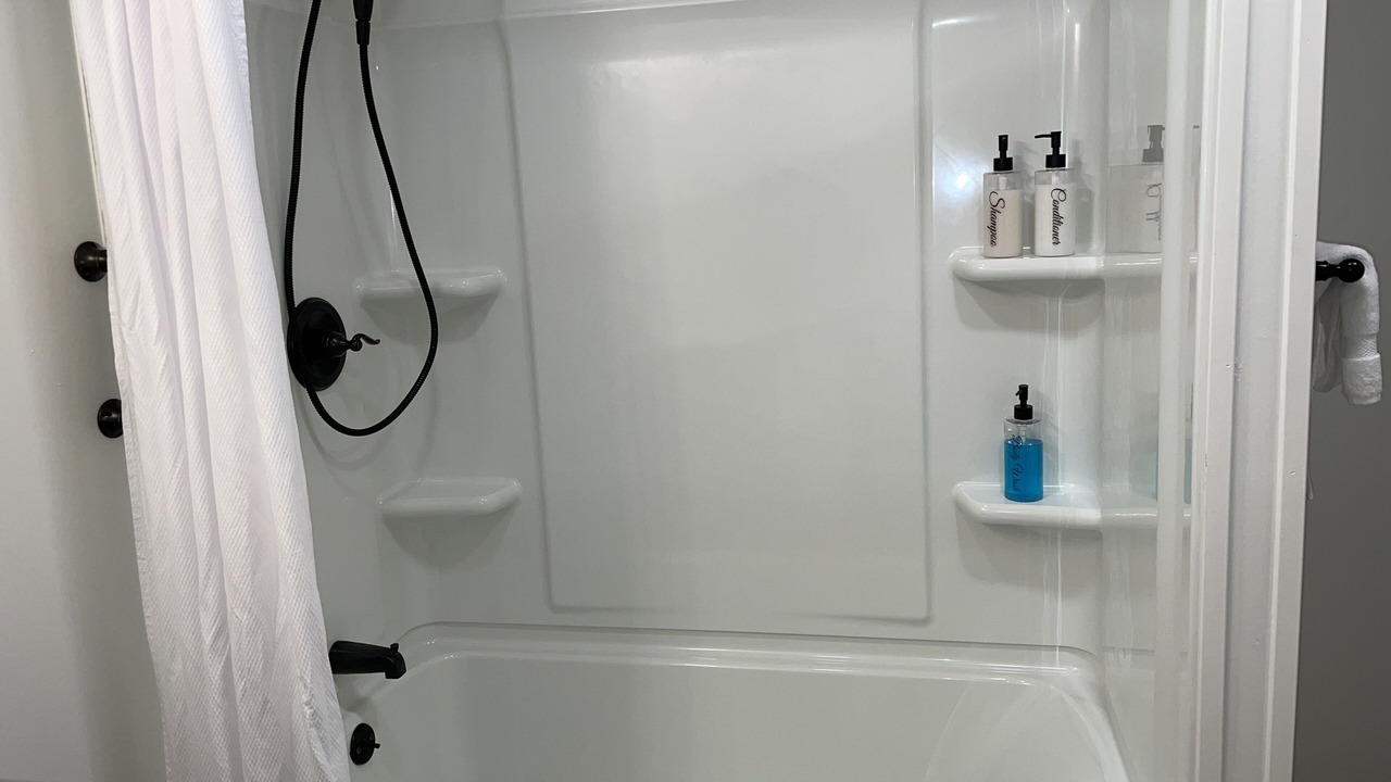 Photo of Bathroom in Leesville