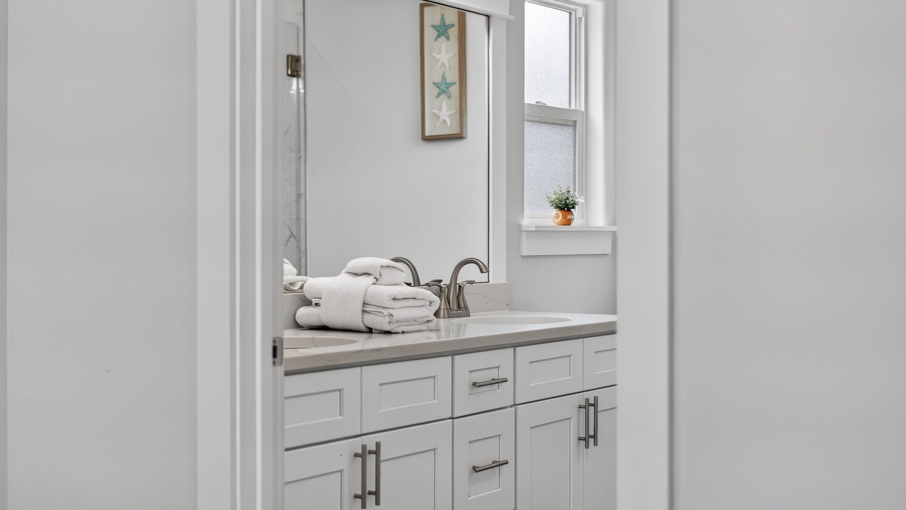 Photo of Bathroom in Miramar Heights
