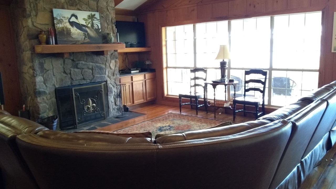 Photo of Livingroom in Bernice