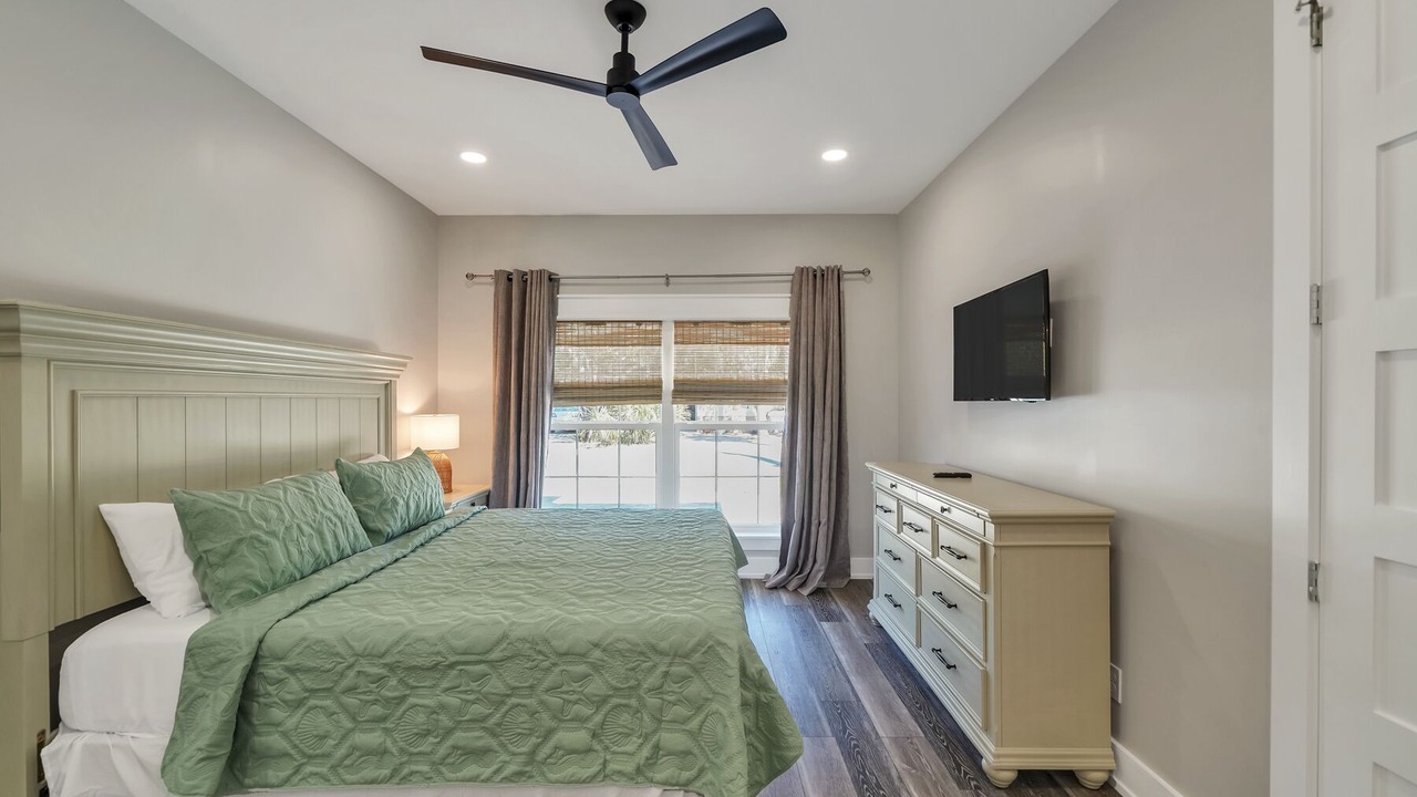 Photo of Bedroom in Bid-a-wee Beach