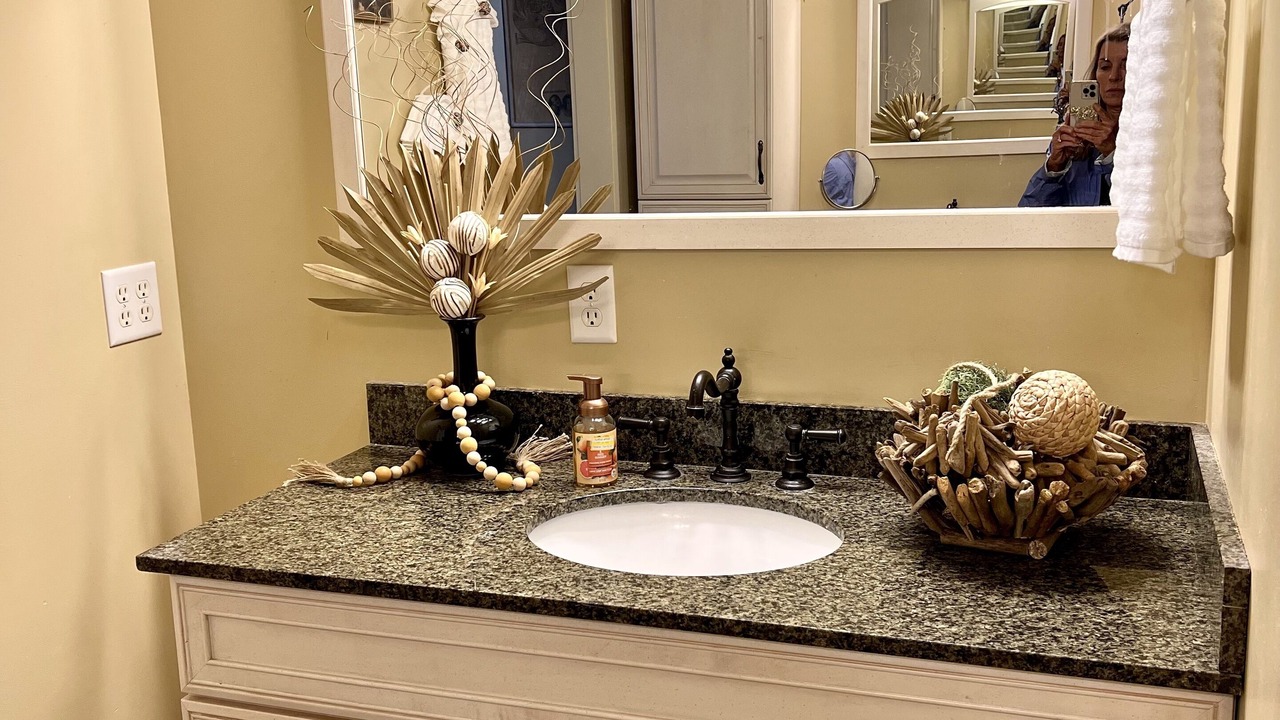 Photo of Bathroom in Thomas Drive