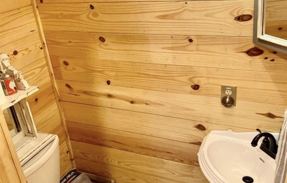 Photo of Bathroom in Jefferson