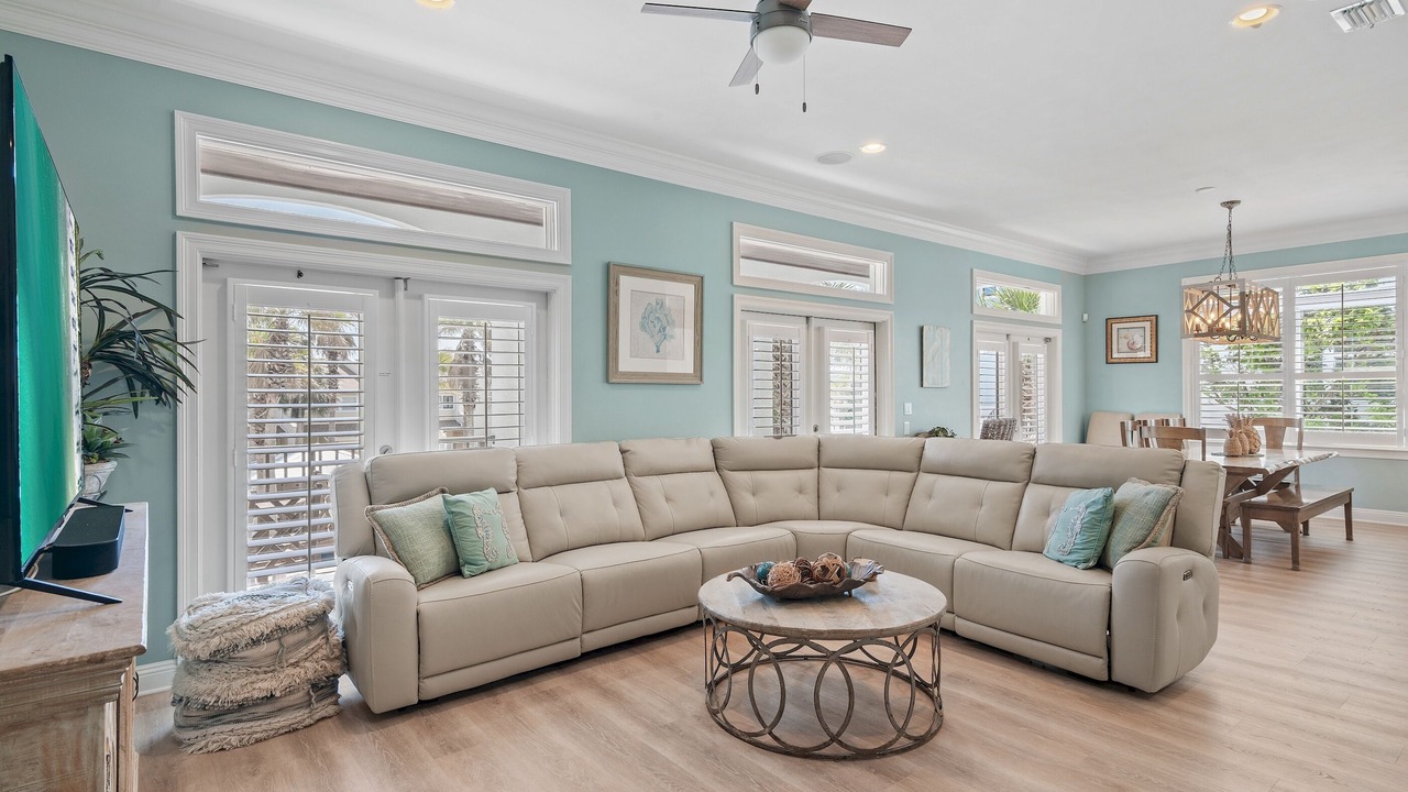 Photo of Livingroom in Frangista Beach