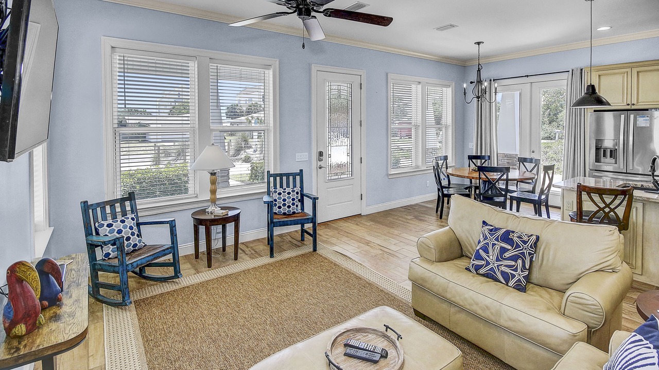 Photo of Livingroom in Hollywood Beach