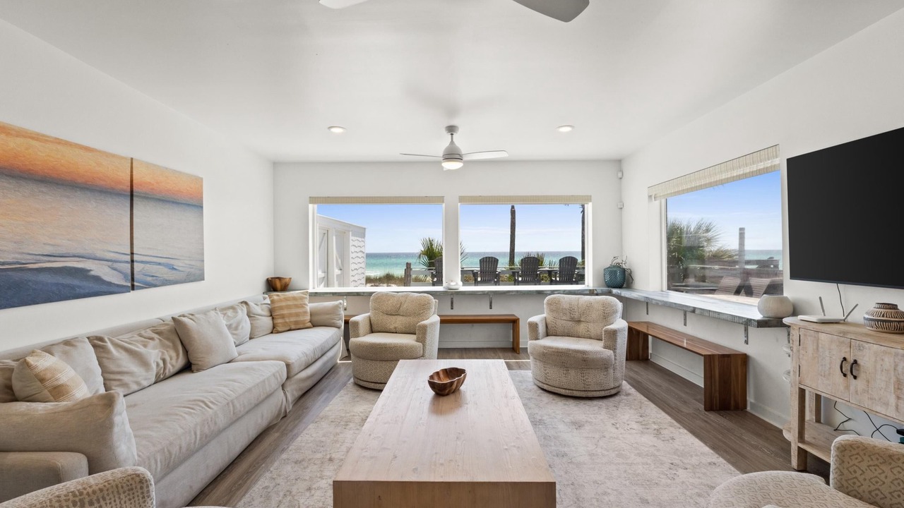 Photo of Livingroom in Bahama Beach