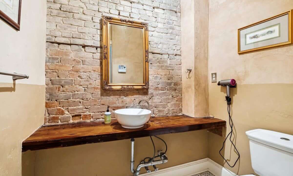 Photo of Bathroom in Faubourg Lafayette
