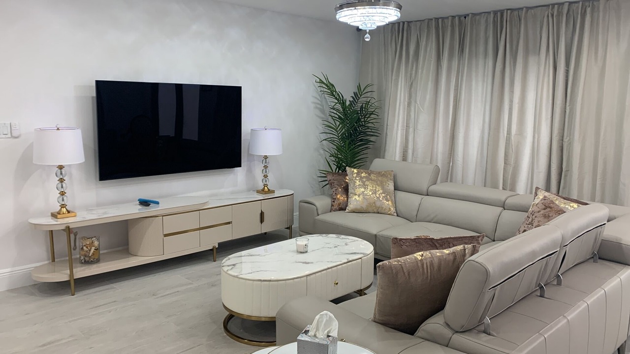 Photo of Livingroom in East Fort Lauderdale