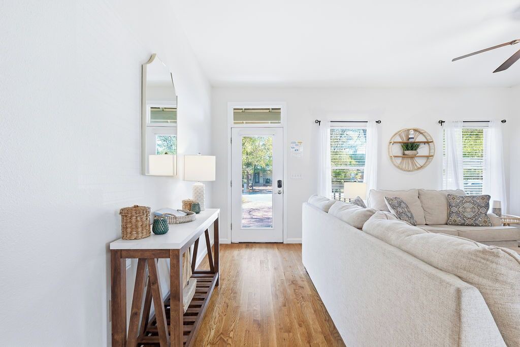 Photo of Livingroom in Santa Rosa Beach
