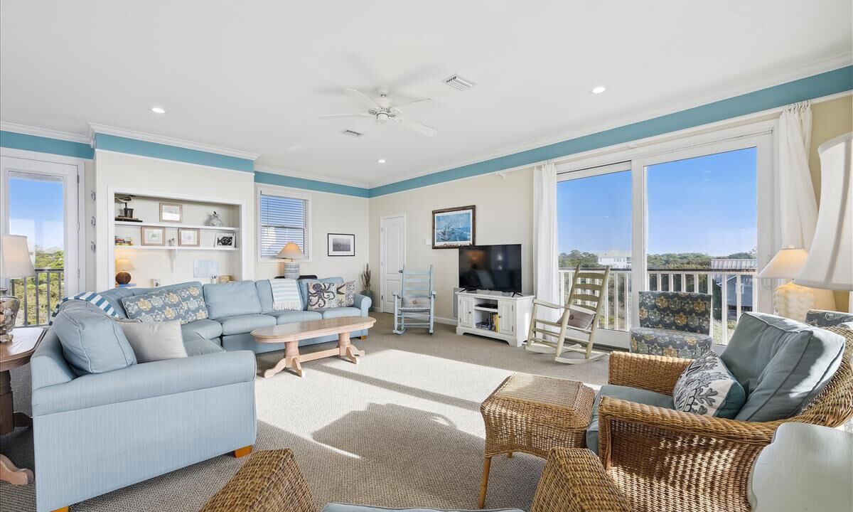 Photo of Livingroom in Sea Palm Village