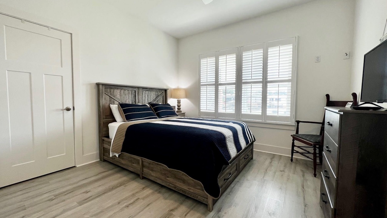 Photo of Bedroom in Gulfport