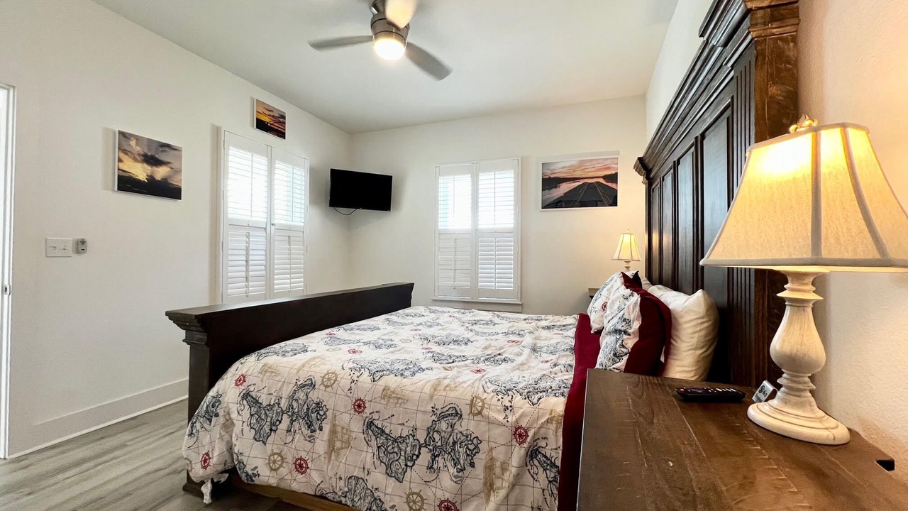 Photo of Bedroom in Gulfport