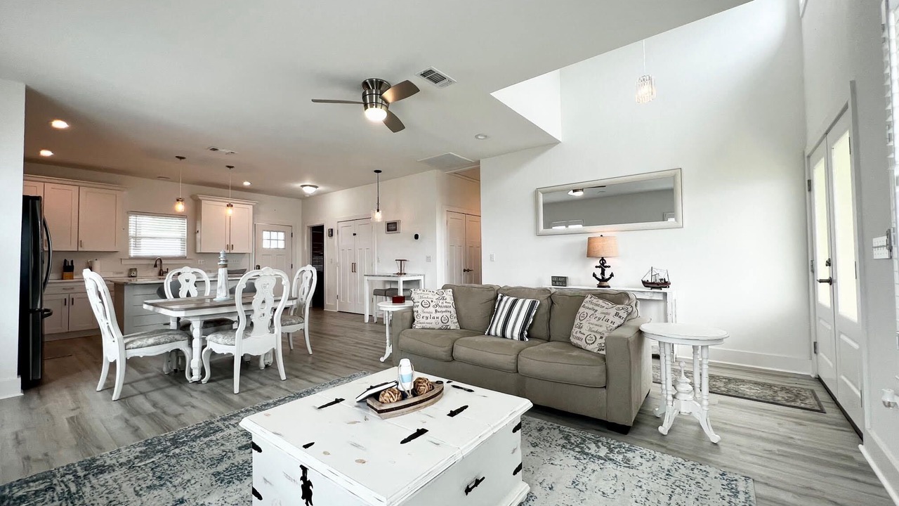 Photo of Livingroom in Gulfport