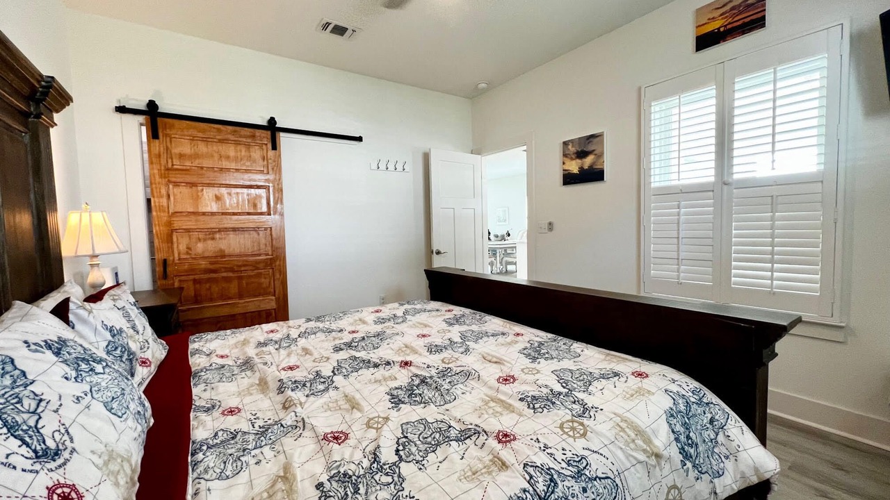 Photo of Bedroom in Gulfport