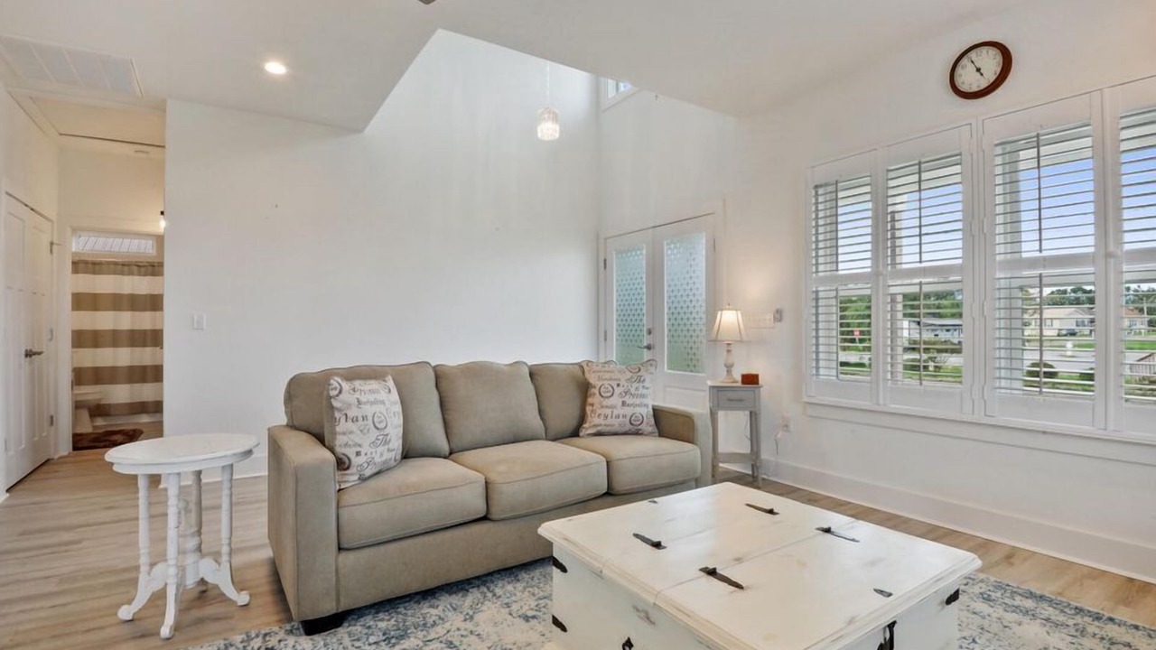 Photo of Livingroom in Gulfport