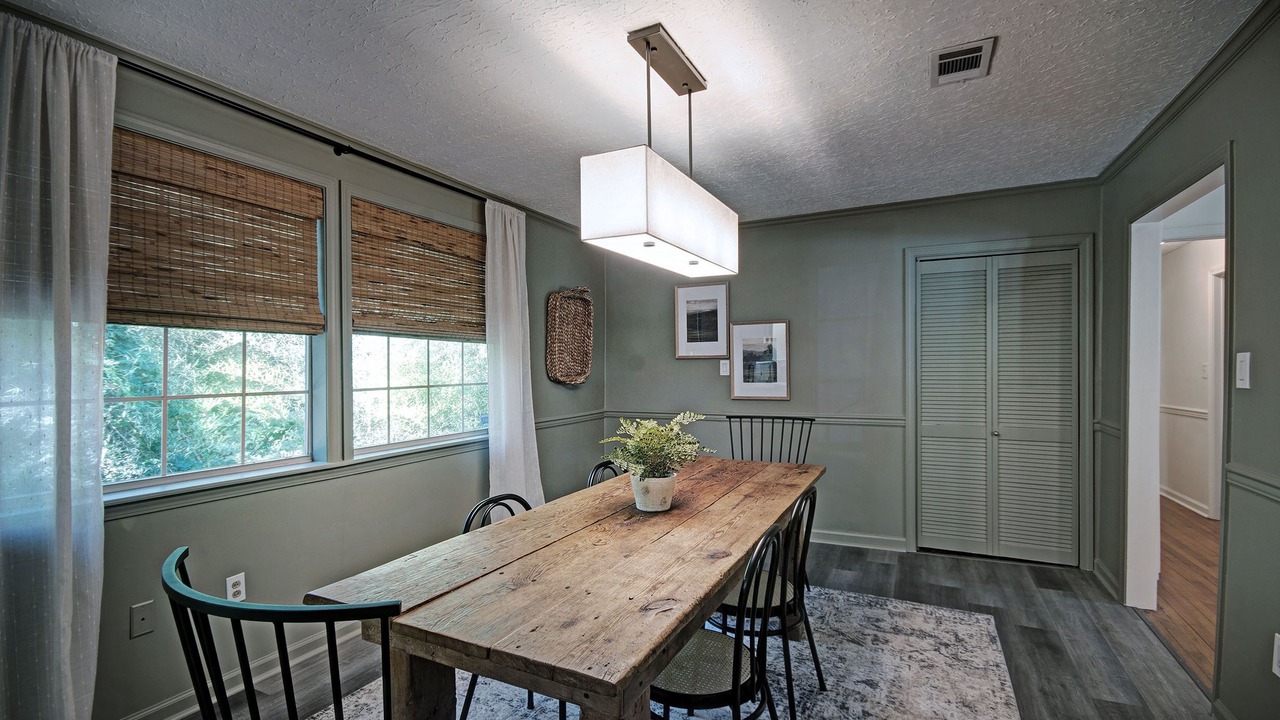 Photo of Bedroom in Fondren