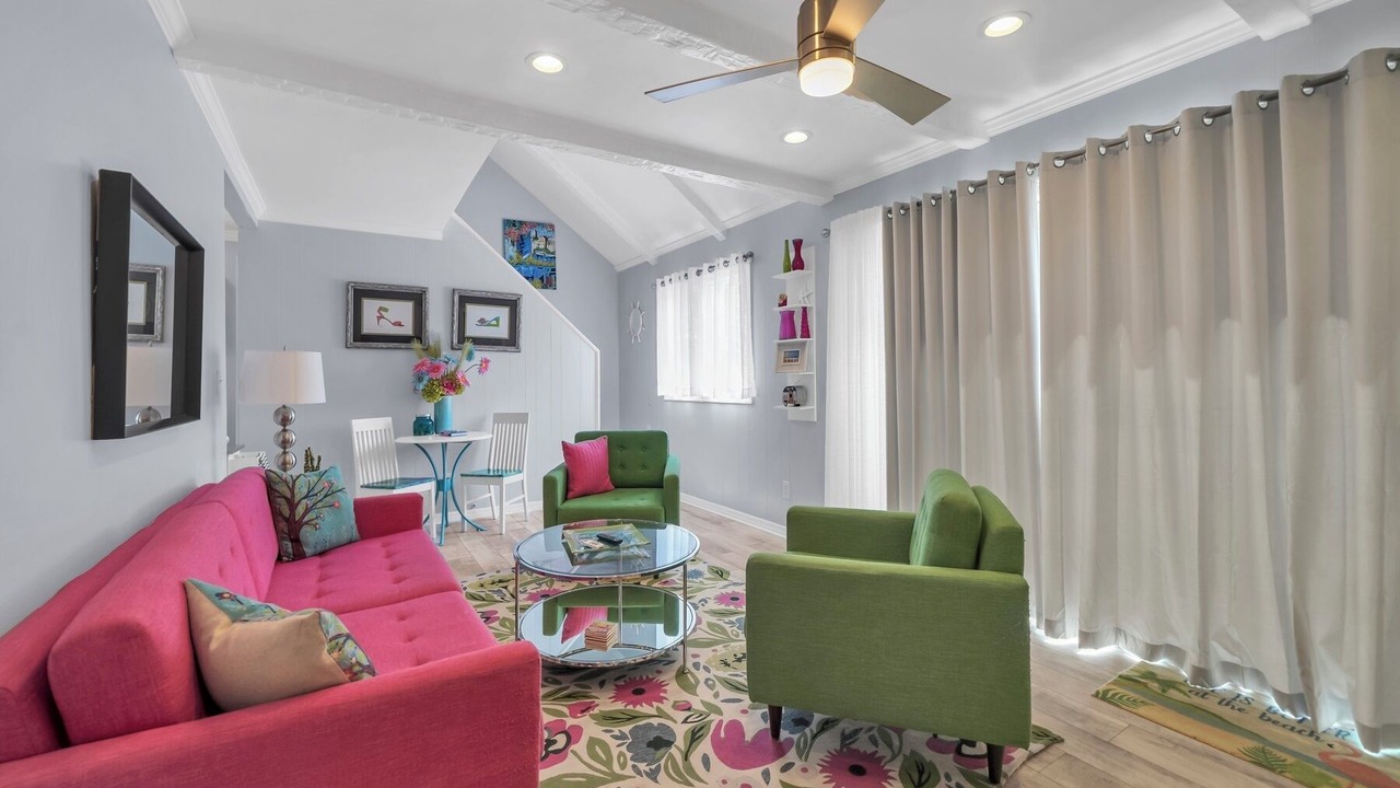 Photo of Livingroom in Gulf Breeze