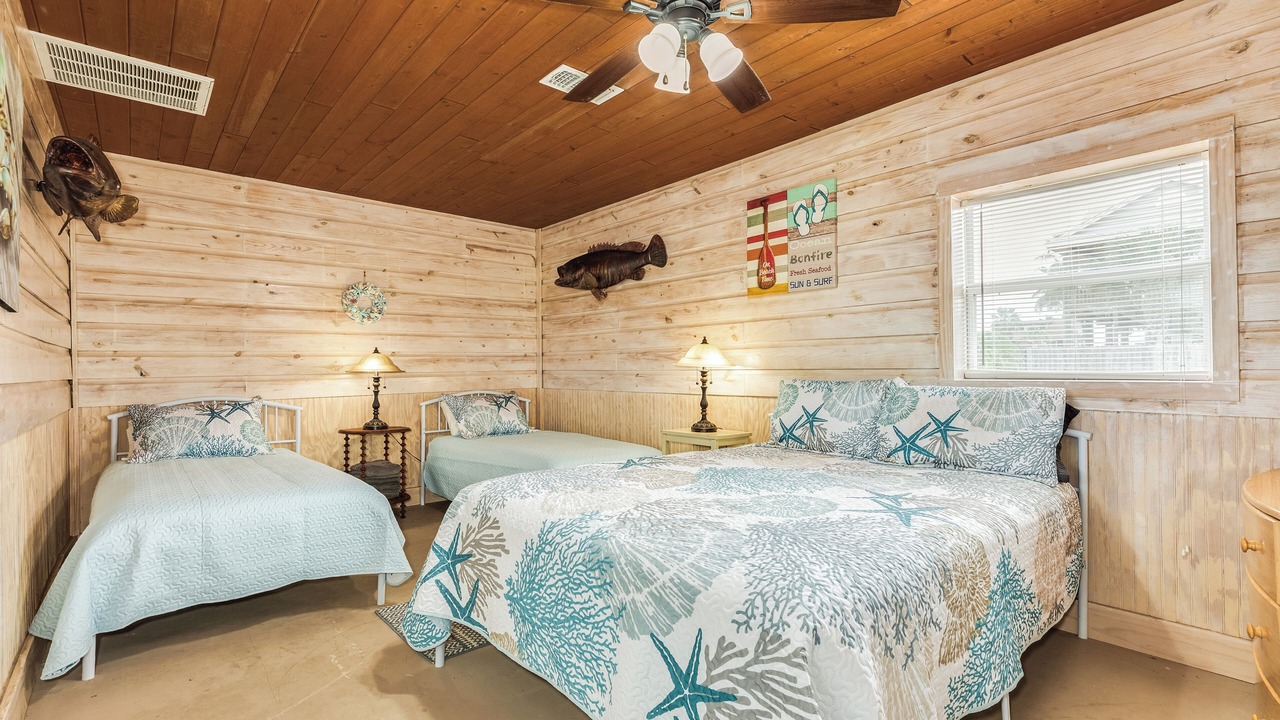 Photo of Bedroom in Jamaica Beach
