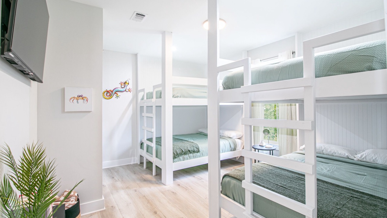 Photo of Bedroom in Gulfport