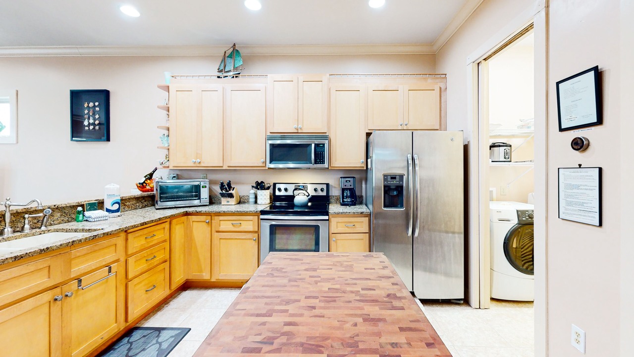 Photo of Kitchen in Crescent Beach