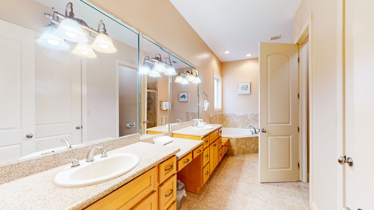 Photo of Bathroom in Crescent Beach