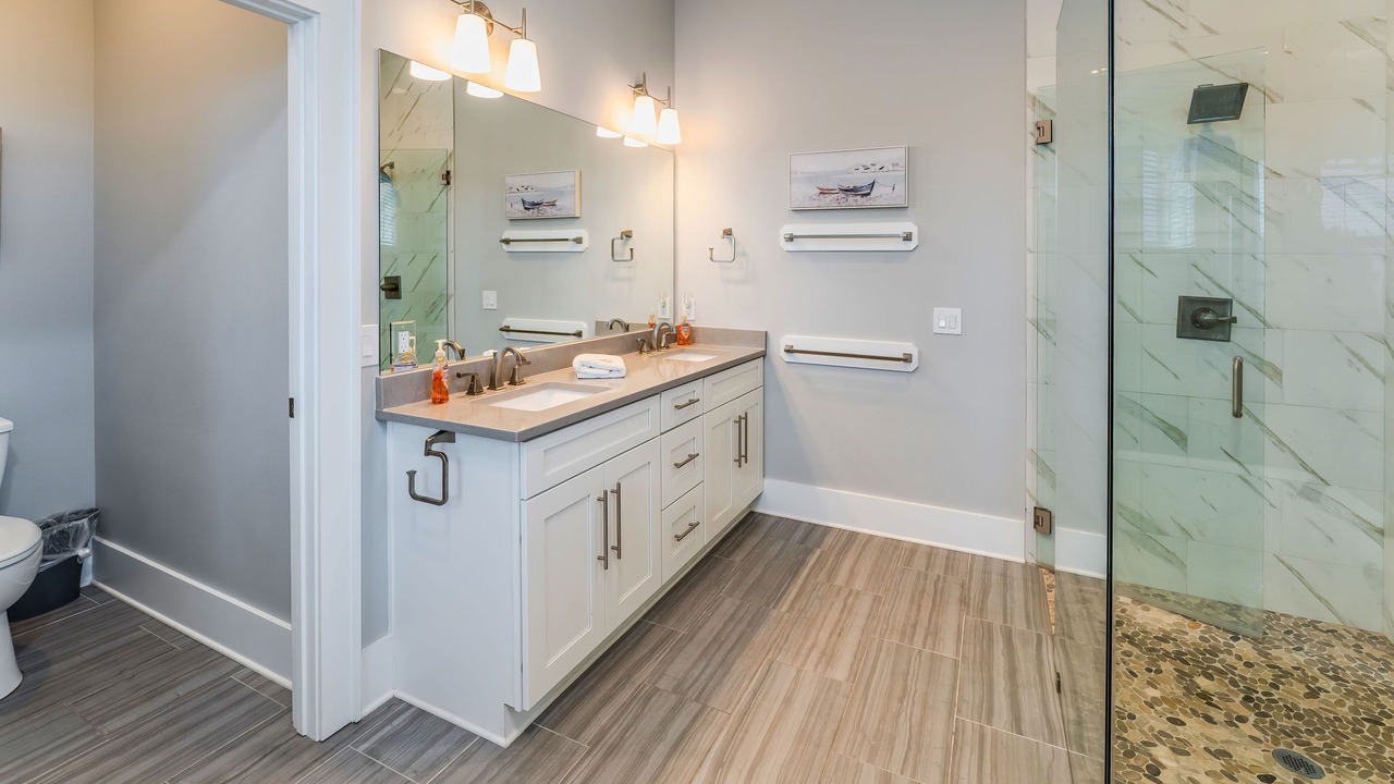 Photo of Bathroom in Plantation