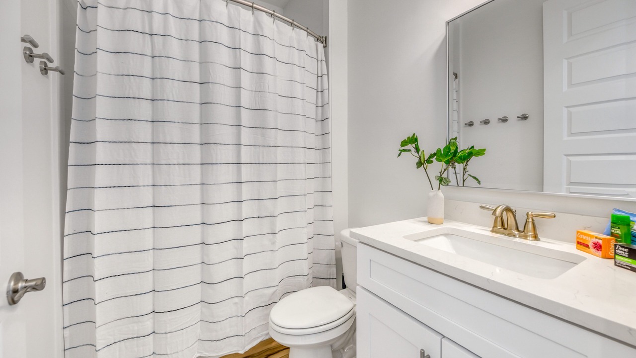 Photo of Bathroom in Bid-a-wee Beach