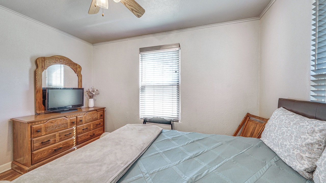 Photo of Bedroom in Lockesburg