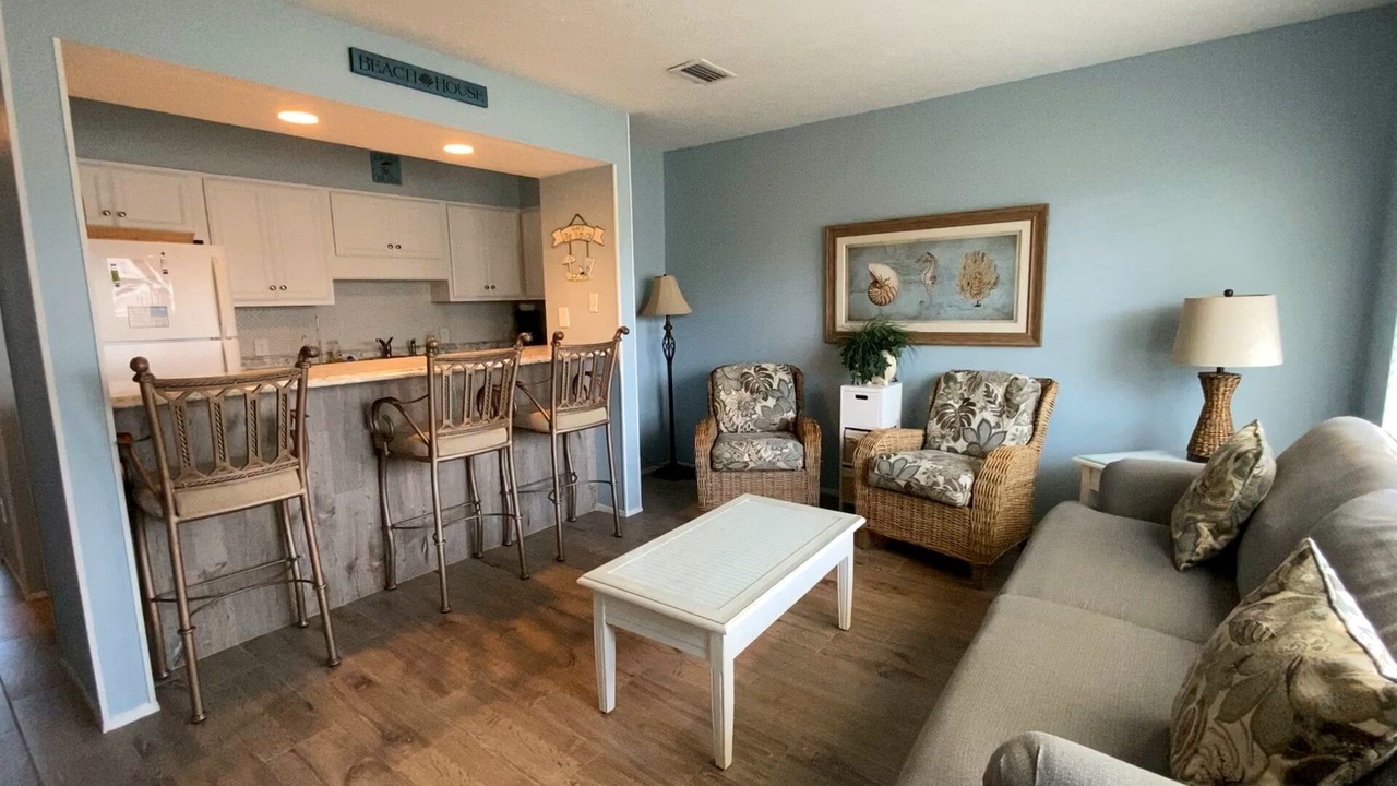Photo of Livingroom in Thomas Drive
