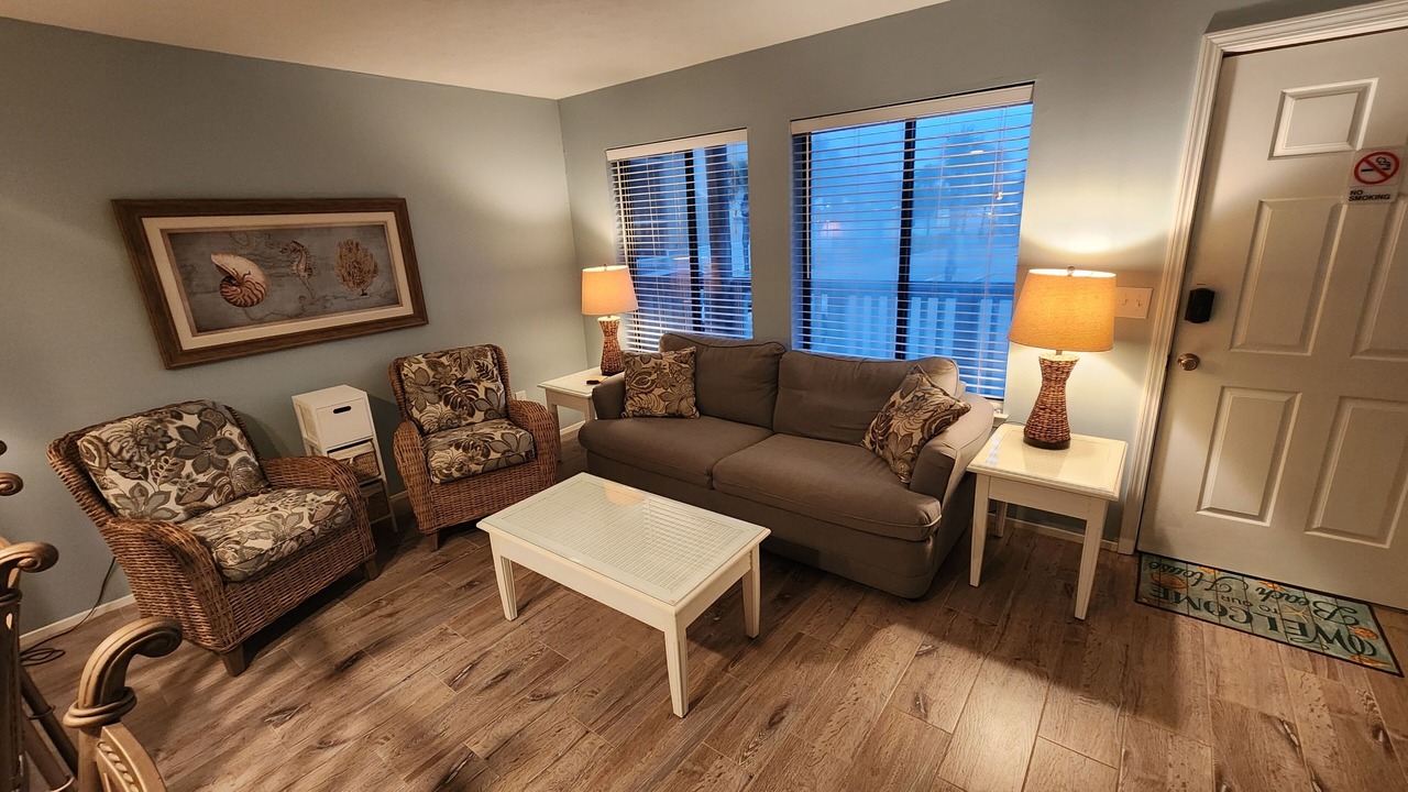Photo of Livingroom in Thomas Drive