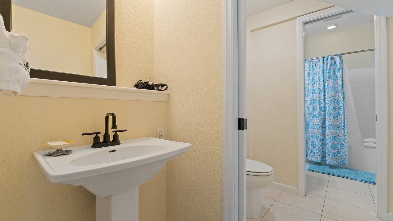 Photo of Bathroom in Ono Island