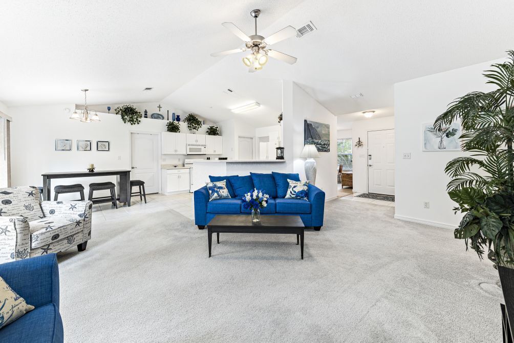 Photo of Livingroom in Ono Island