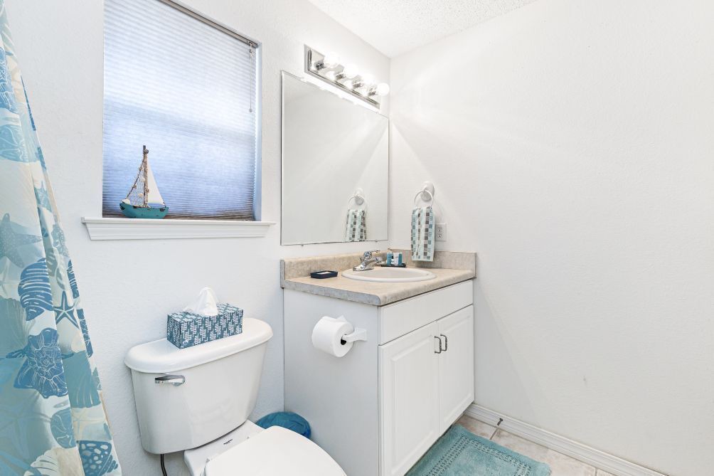 Photo of Bathroom in Ono Island