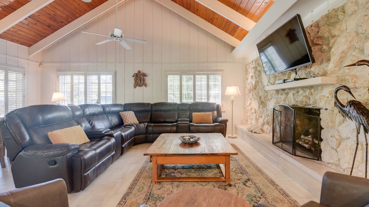 Photo of Bedroom in Sugarloaf Key