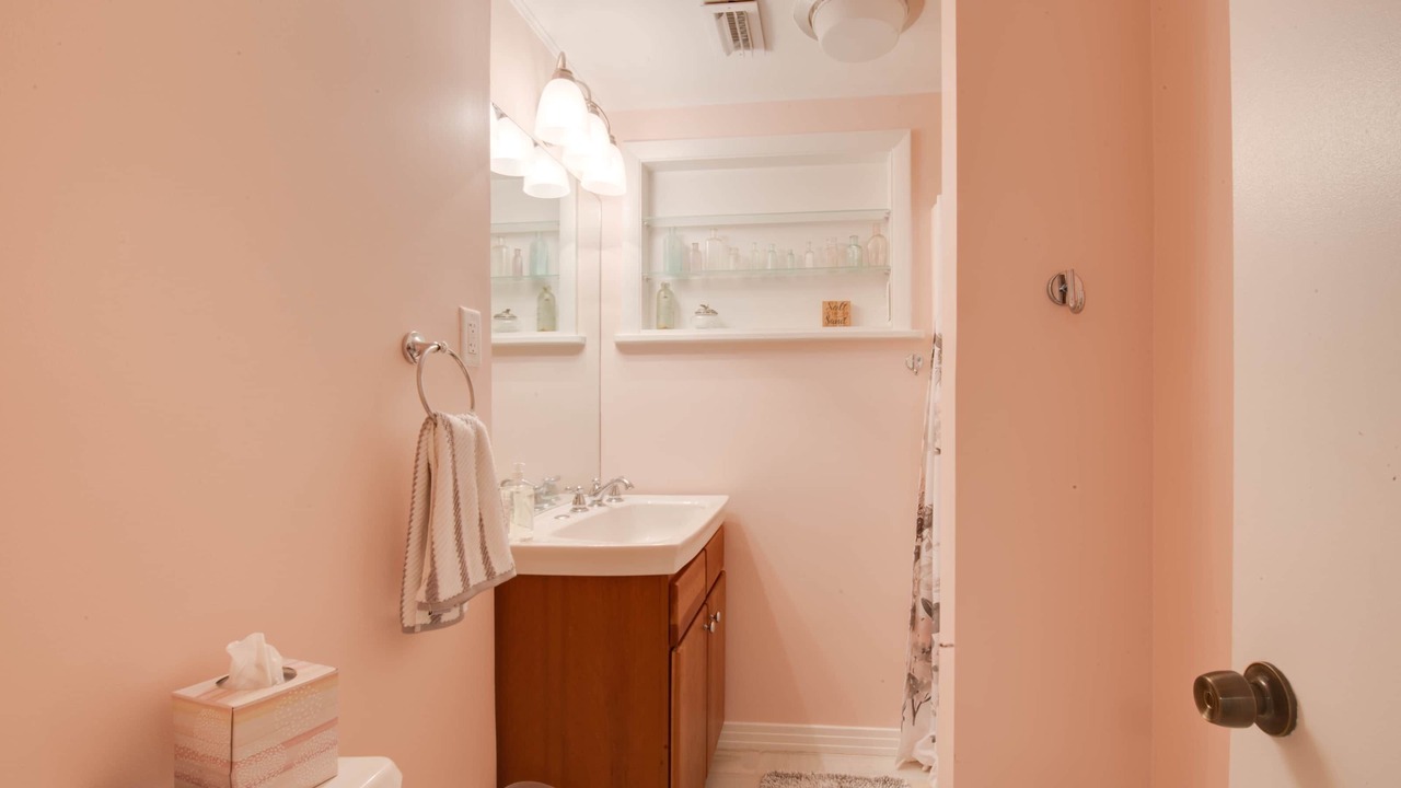 Photo of Bathroom in Sugarloaf Key