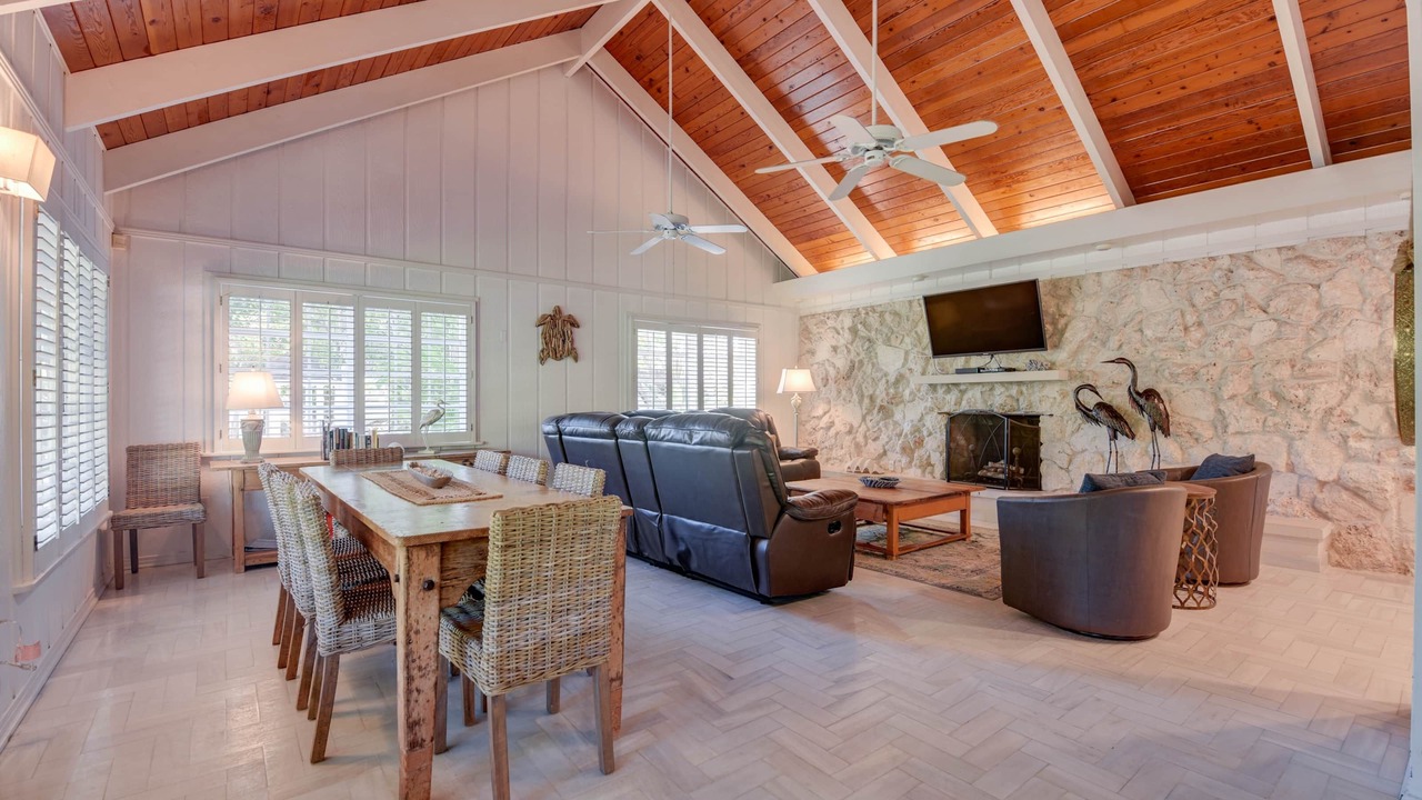 Photo of Bedroom in Sugarloaf Key
