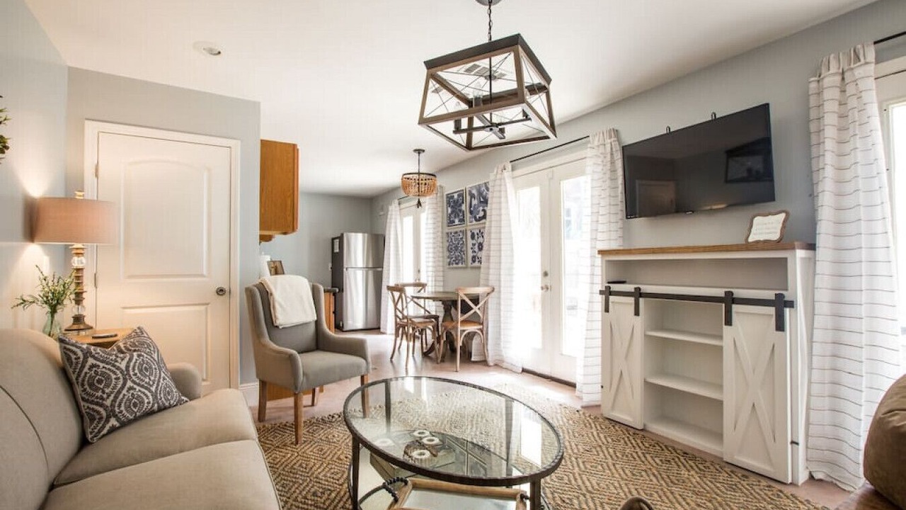 Photo of Livingroom in Faubourg Lafayette
