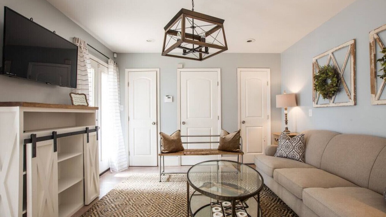 Photo of Livingroom in Faubourg Lafayette