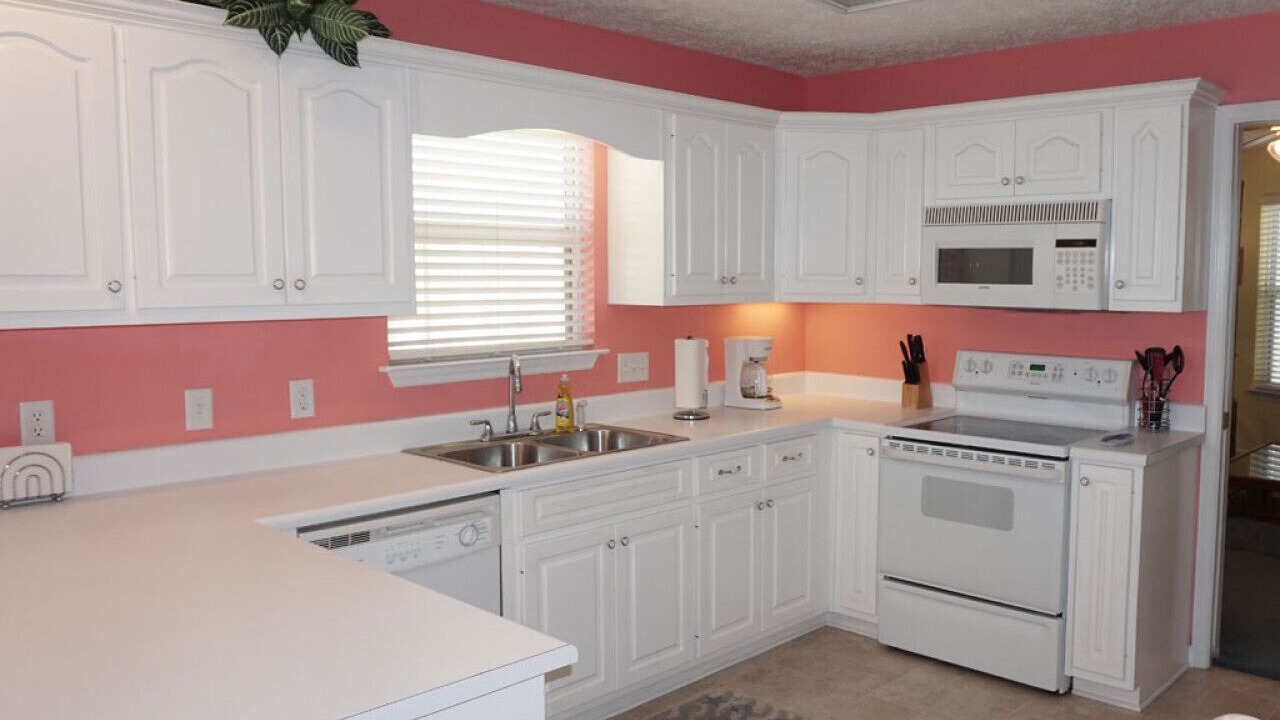 Photo of Kitchen in Lower Grand Lagoon