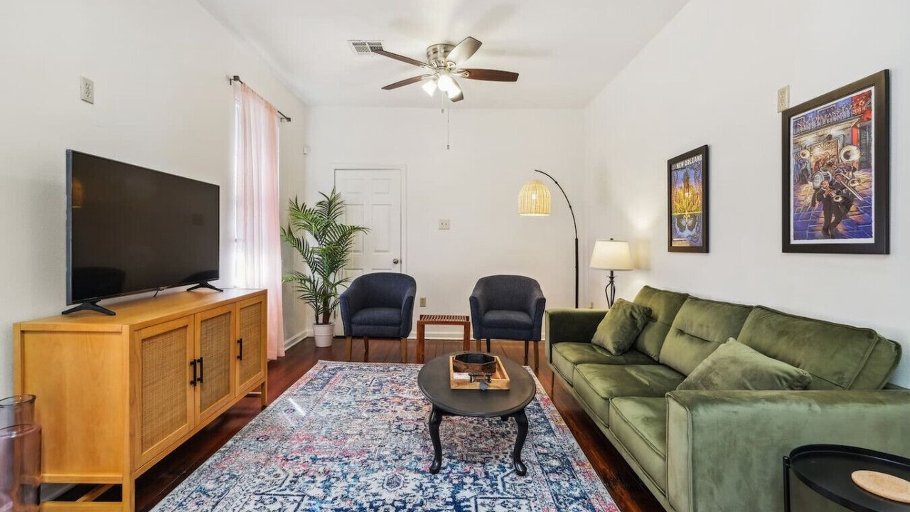 Photo of Livingroom in Broadmoor