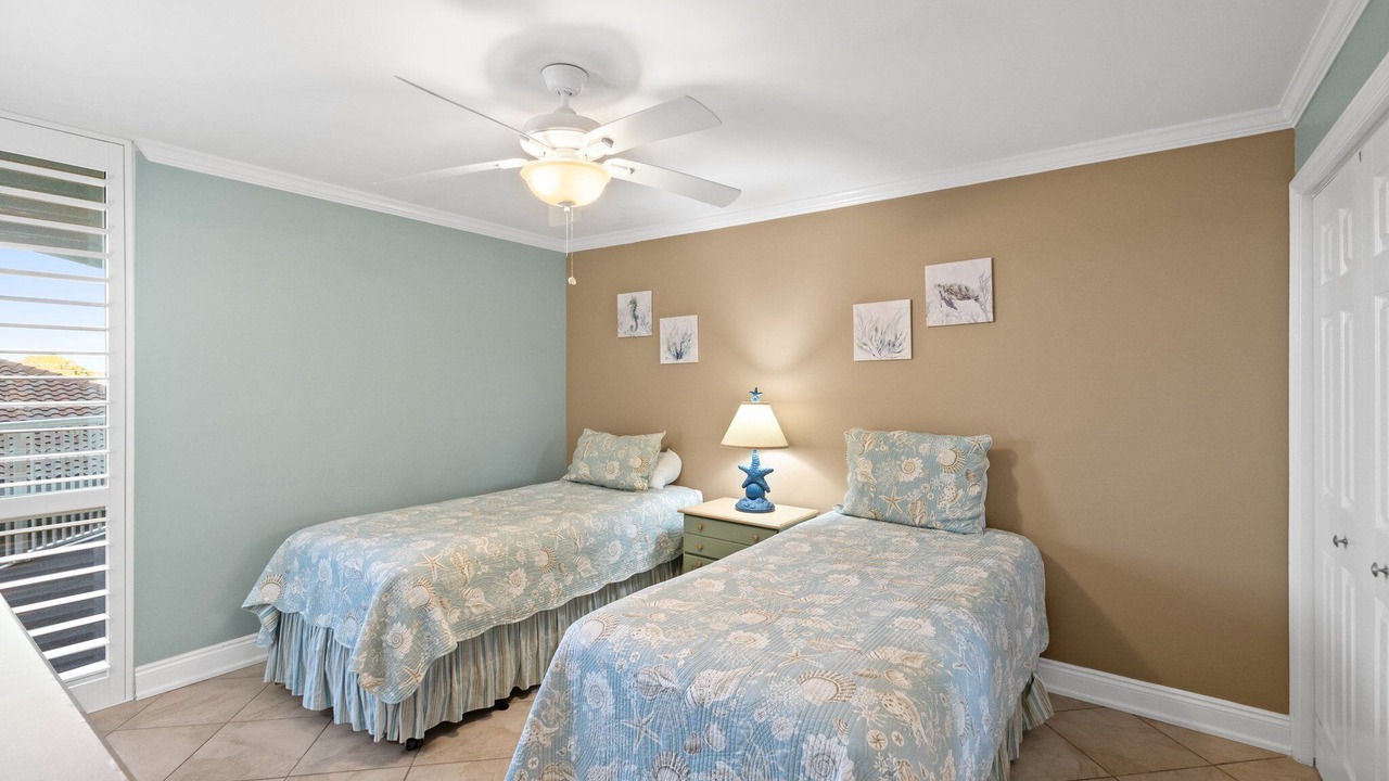 Photo of Bedroom in Holiday Beach