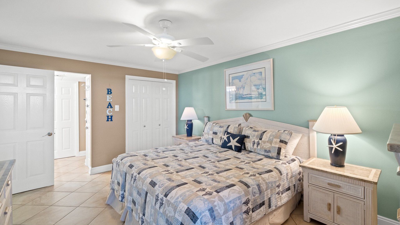 Photo of Bedroom in Holiday Beach
