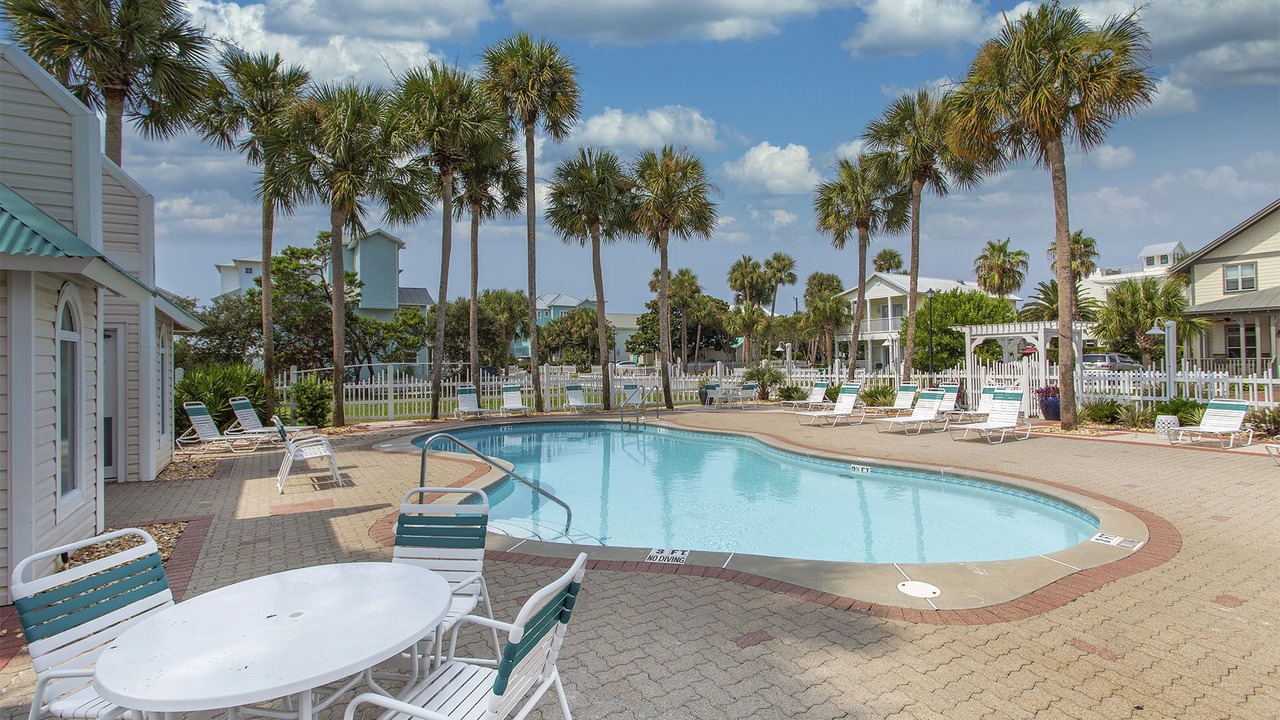Photo of Outdoor in Crystal Shores