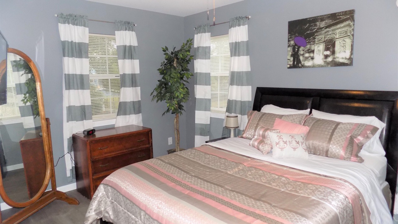 Photo of Bedroom in Pensacola