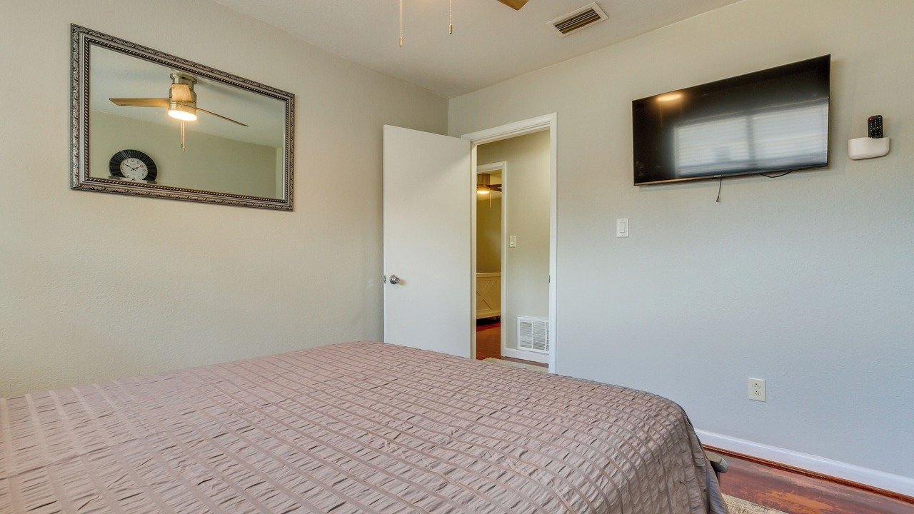 Photo of Bedroom in Wright