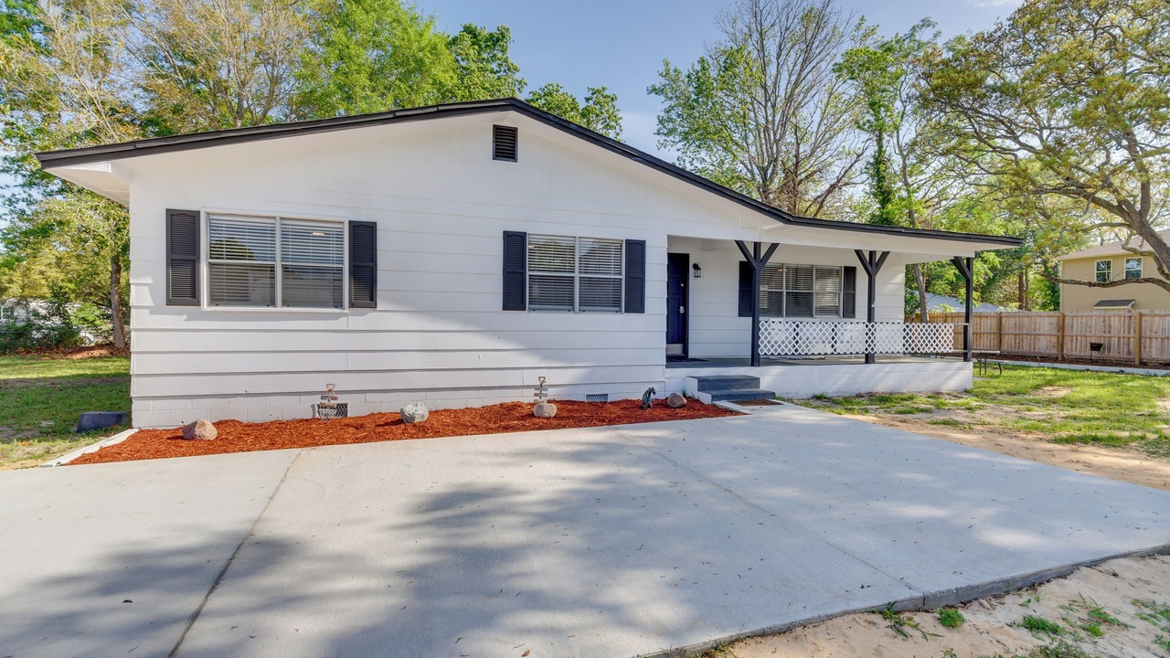 Photo of Outdoor in Wright