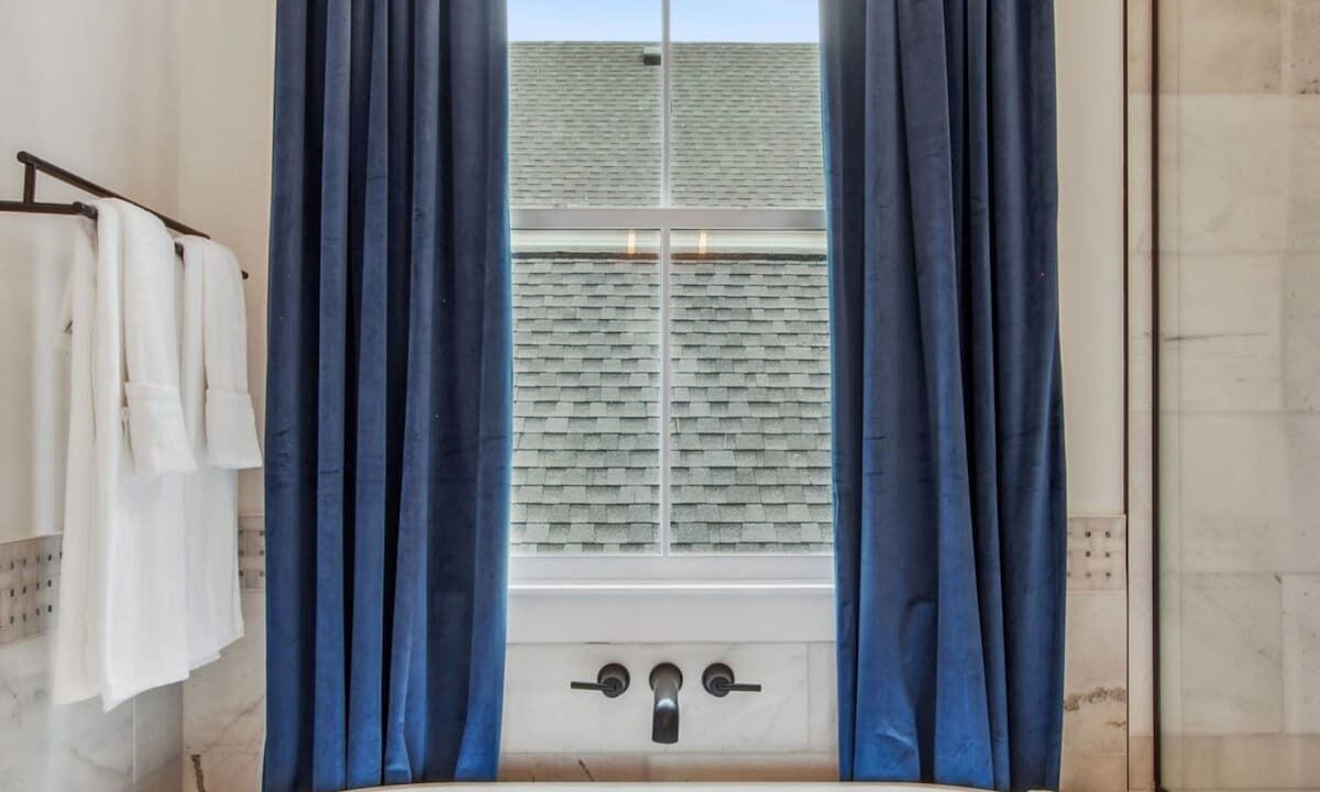 Photo of Bathroom in Algiers Point