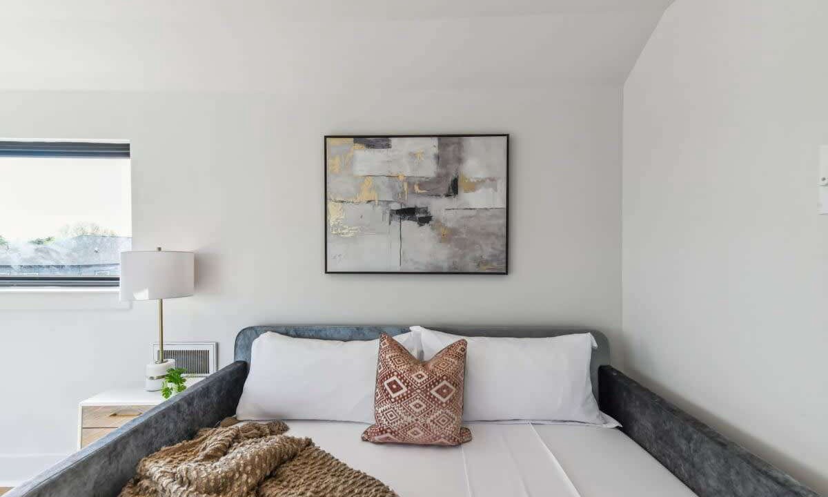 Photo of Bedroom in Whitney