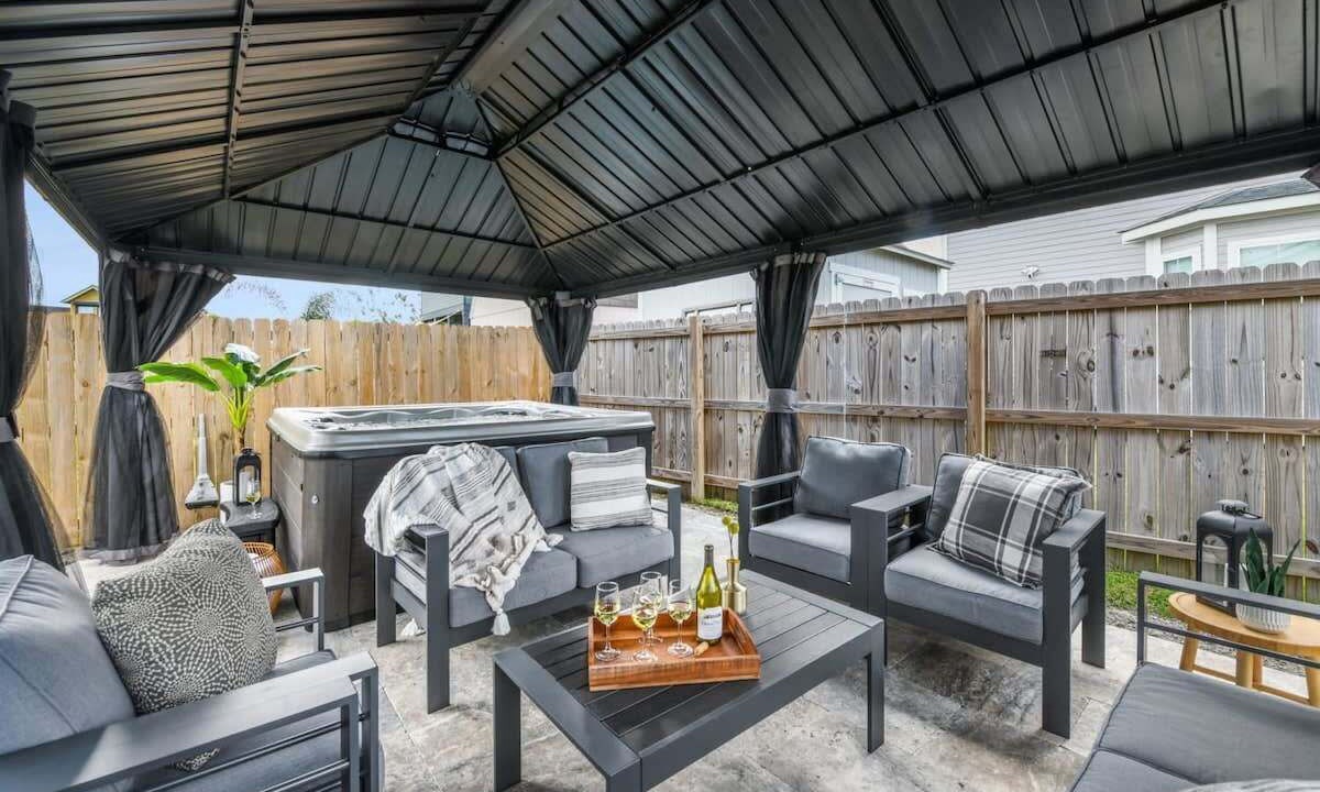 Photo of Outdoor in Whitney