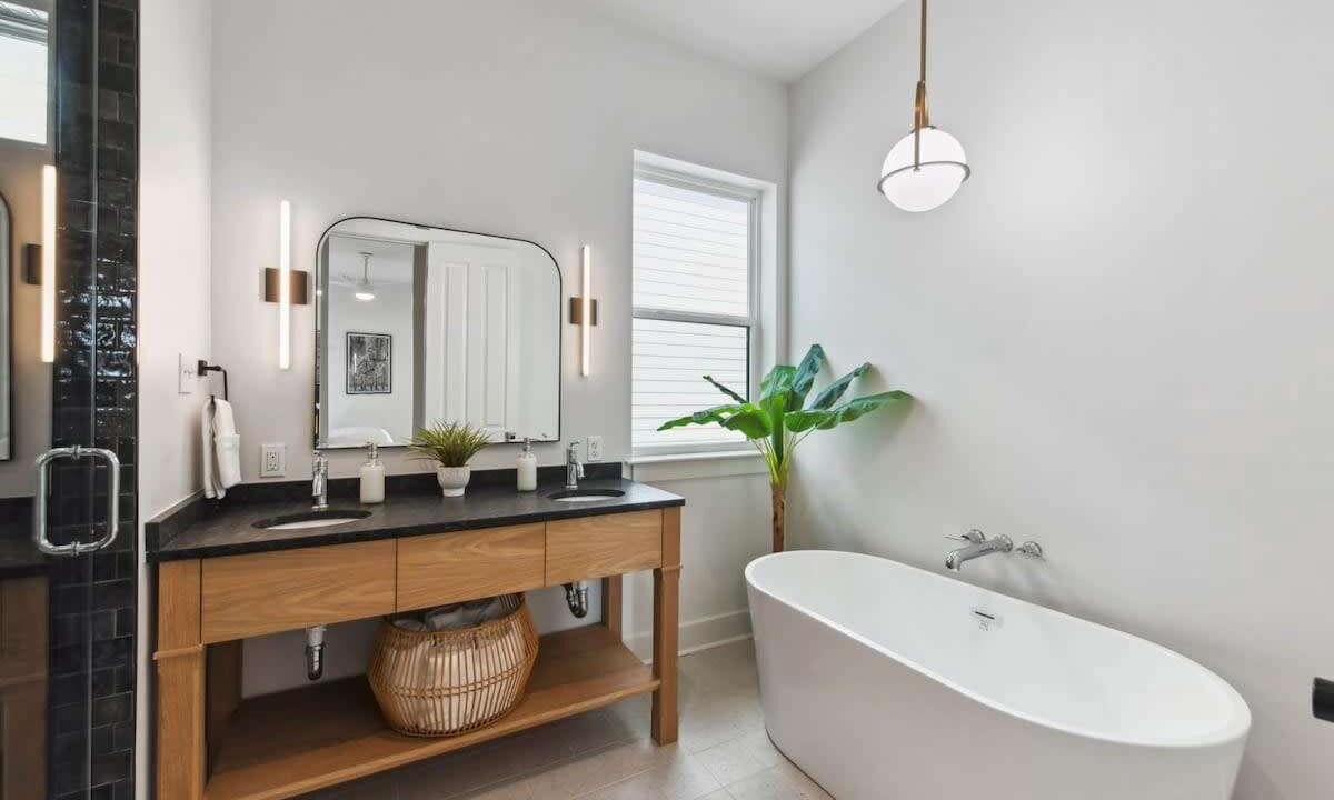 Photo of Bathroom in Whitney
